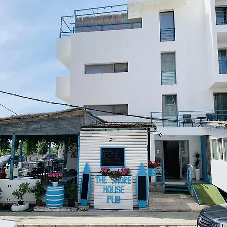 بيت ضيافة The Shore House