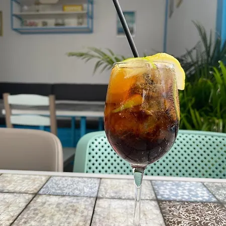 The Shore House بيت ضيافة