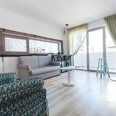 بيت ضيافة The Shore House Năvodari